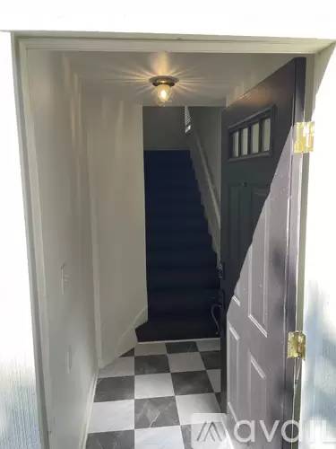 Main picture of 1214 Yakima Ave