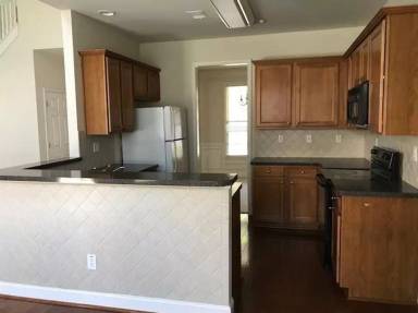 Main picture of 533 Water Birch Way
