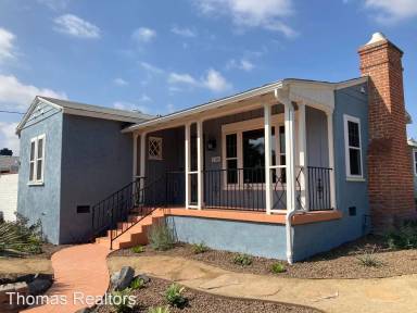 Main picture of 3386 Upas St