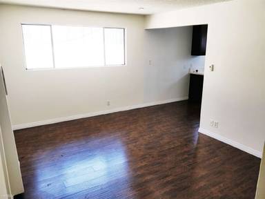 Main picture of 1340 N Citrus Ave