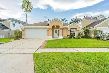 Main picture of 10501 Cherry Oak Cir