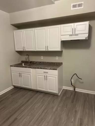 Main picture of 1658 E 25th St