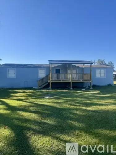 Main picture of 2816 East Lake Rd