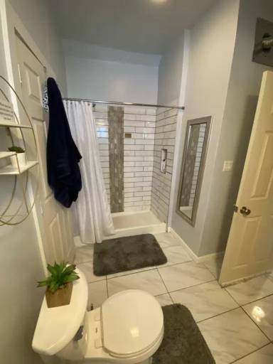 Main picture of 100 Abbe Ave