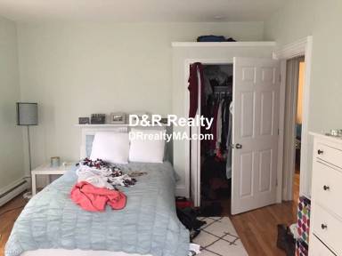 Main picture of 28 Otis St
