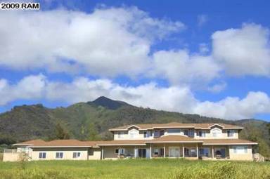 Main picture of 275 Maika St