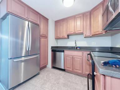 Main picture of 73 Nicholas Rd