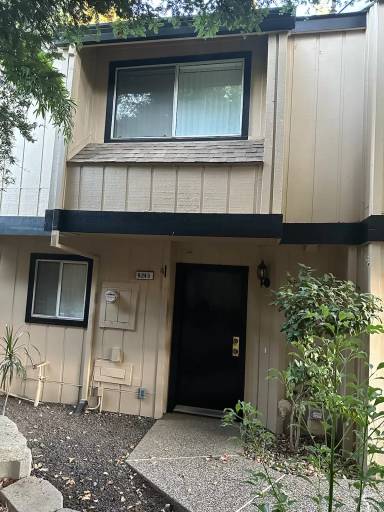 Main picture of 9245 Madison Ave