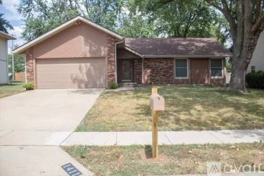 Main picture of 1411 W Highland St