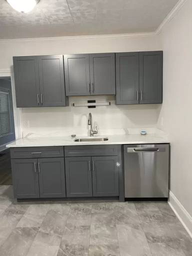 Main picture of 8 Harrison Ave