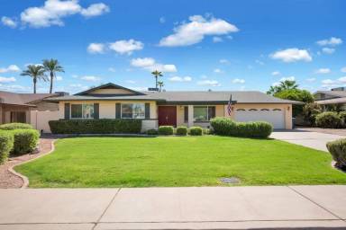 Main picture of 1151 E Watson Dr