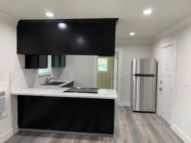 Main picture of 391 E Olive Ave