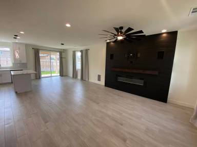 Main picture of 3731 W Nellis Ave
