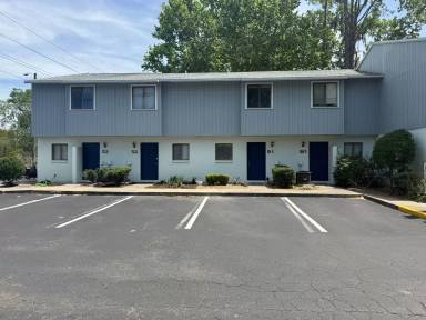 Main picture of 3600 SW 19th Ave Apartments