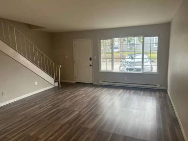 Main picture of 3449 Redwood Ave