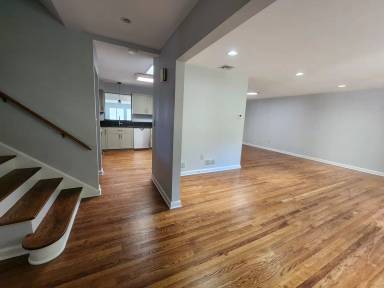 Main picture of 67 Maple Ave