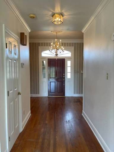Main picture of 4016 Lennox Blvd