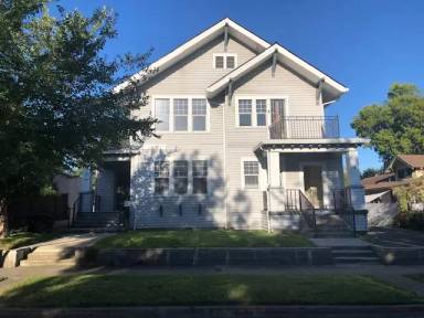 Main picture of 7 Rose Ave