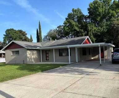 Main picture of 128 Moriarty St NW