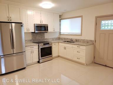 Main picture of 835 10th Ave
