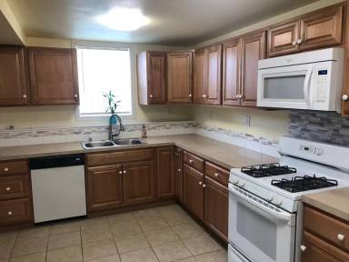Main picture of 705 N 15th St