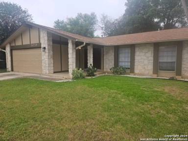 Main picture of 8226 Knute Rockne St