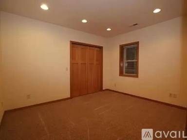 Main picture of 522 S Park St