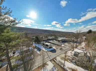 Main picture of 5272 Berkshire Valley Rd