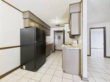 Main picture of 106 Limoges St