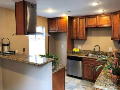 Main picture of 1310 Cabrillo Park Dr