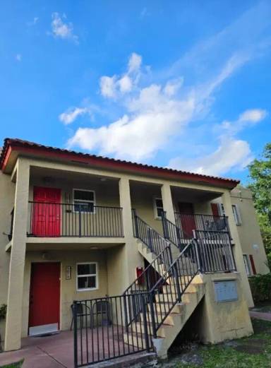 Main picture of 1678 NW 56th Ave