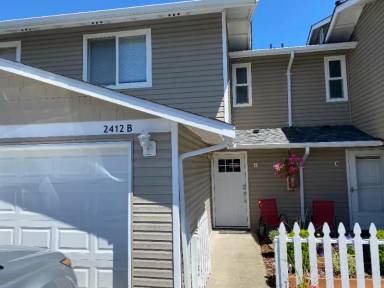 Main picture of 2412 Milton Way