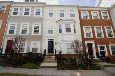 Main picture of 5524 Lanier Ave