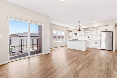 Main picture of 17051 N Blackmore Ln