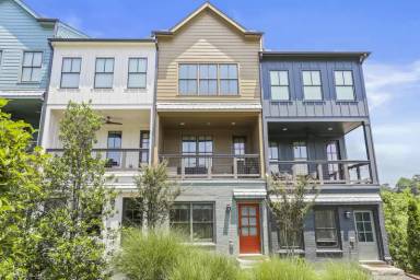 Main picture of 773 Aerial Way