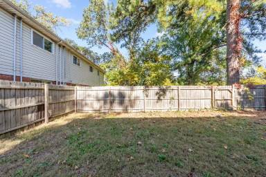 Main picture of 912 Druid Cir