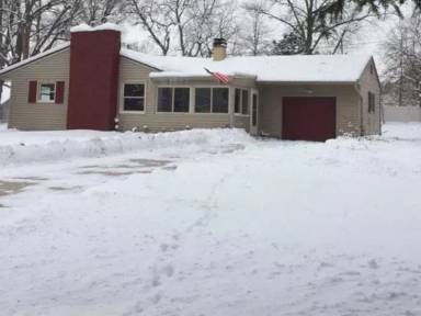 Main picture of 10118 Holaday Dr