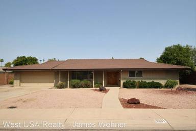 Main picture of 2837 S Fairway Dr