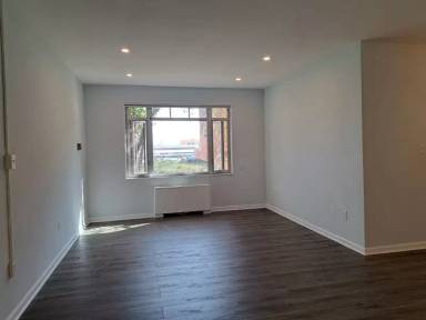 Main picture of Kenwood Place Condominium
