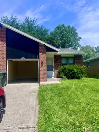 Main picture of 2732 Blendon Woods Blvd