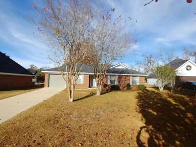 Main picture of 100 Indianola Ct