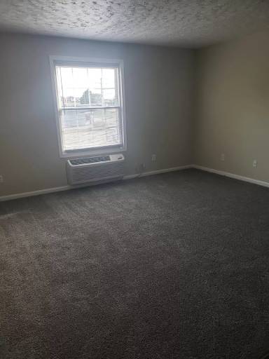 Main picture of James River Commons 410 - E