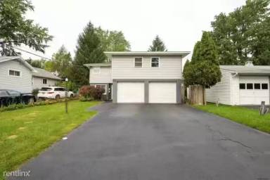 Main picture of 33 Wilson Ave