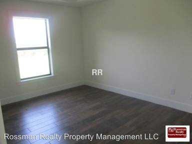 Main picture of 2607 SW 15th Pl