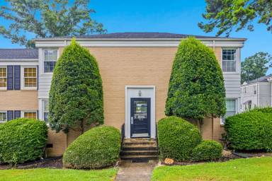 Main picture of 512 Wakefield Dr