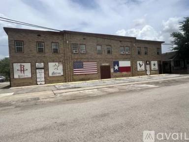 Main picture of 2316 Freeman St