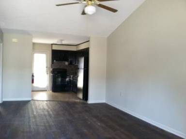 Main picture of 140 Lanier Dr