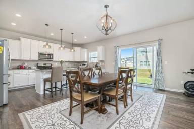 Main picture of 7280 Hopkinton Dr