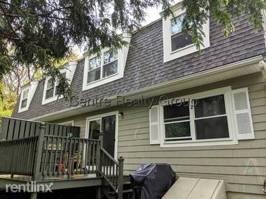 Main picture of 39 Saco St