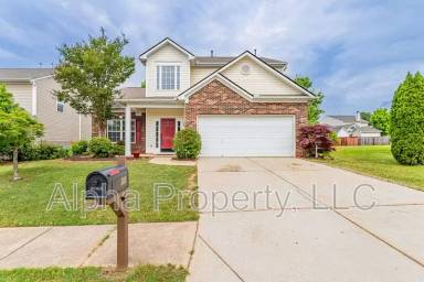 Main picture of 303 Blant Ct